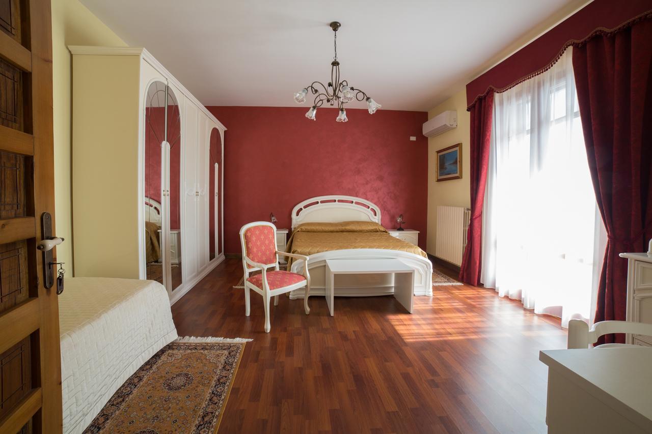 B&B Diamante Nissoria Bagian luar foto